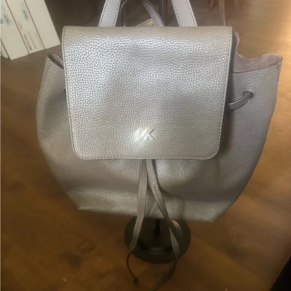 Michael Kors Pebbled Leather Brown/Tan Backpack-EUC - Picture 3 of 10